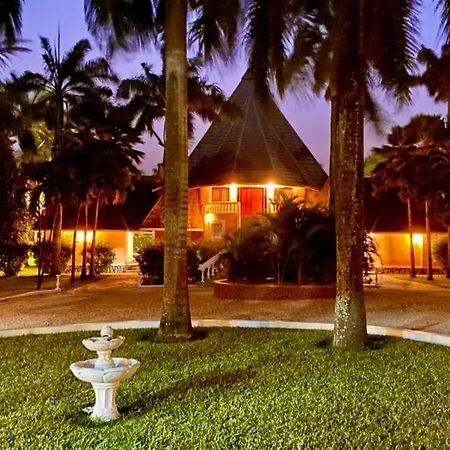 Sunset Villa Boutique Resort Playa de Diani Exterior foto